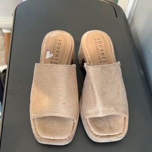 Journee Collection Tan Suede Open-Toe Block Heel Mules